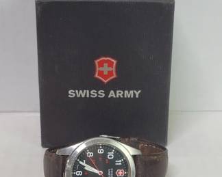 Swiss Army quartz wristwatch