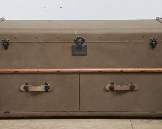  Mr. Tom Richards' 1914 steamer trunk
