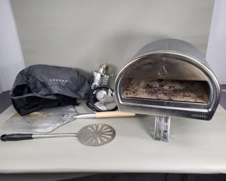 Gozney Roccbox portable pizza oven