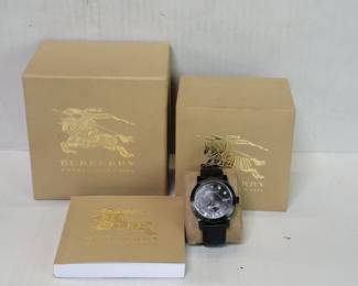Burberry quartz wristwatch