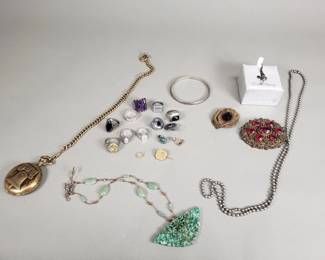 Group of costume jewelry