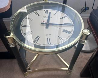 F Clock Accent Table