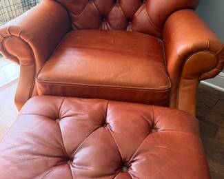 Chair w/ottoman