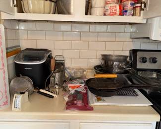 Vintage kitchen wares, ice maker