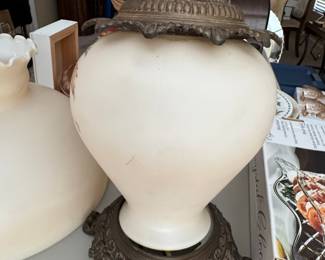 Vintage Gone With the Wind Hand Painted Oil Lamp