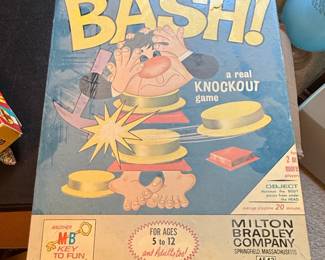 Milton Bradley BASH A Real Knockout Game