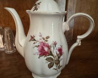 Vintage Moss Rose Teapot, Made in Japan