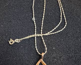 Sterling Silver Peridot Pendant Necklace