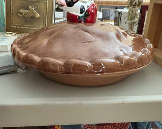 Vintage Ceramic Apple Pie Dish with Apple Lid