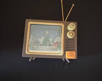 FAO Schwarz Musical Television Snow Globe