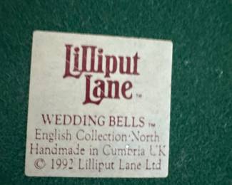 Lilliput Lane Wedding Bells English Collection