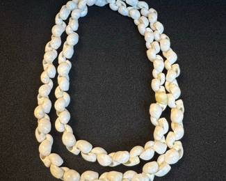 Double Strand White Momi Shell Lei