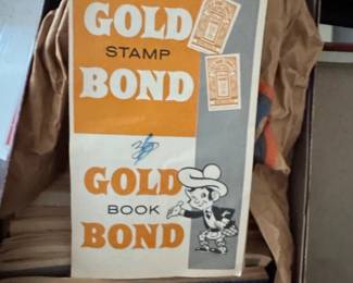 Vintage SH Green Stamps and Gold Bond Stamps Saver Books and Loose Stamps third image