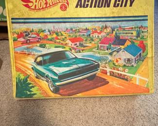 Hot Wheels Action City Playset