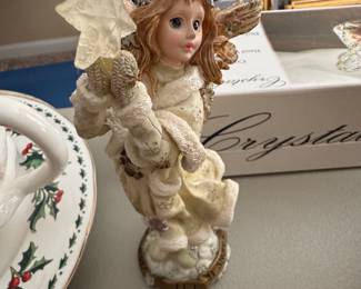 Boyds Bears & Friends The Folkstone Collection "Snow Angel" Krystal Isinglass Figurine