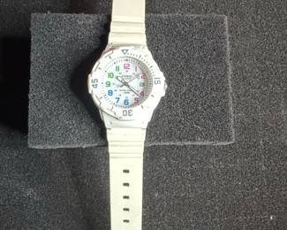 Casio LRW-200H-7BVDF White Analog Quartz Watch