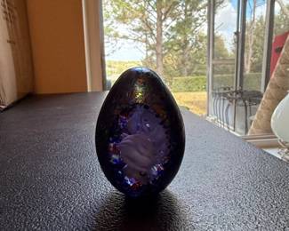 Glass Eye Studio GES Art Glass Egg Paperweight