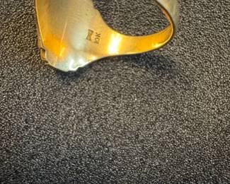 10K Gold Class Ring with "BHS" Engraving