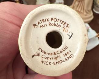 Beatrix Potter Mrs. Rabbit Figurine