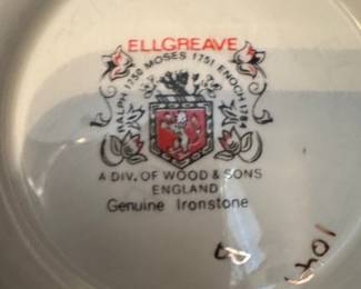 Elegance Ironstone Teapot and Villeroy & Boch Basket Mugs Set