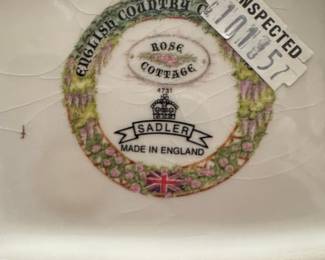 Sadler "Rose Cottage" English Countryside Teapot