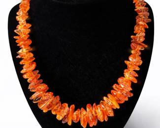 Graduated Bead Necklace of Natural Amber