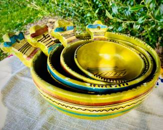 Mexican Tlaquepaque Vintage Nesting Bowls