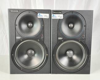 Pair of Mackie HR824 Active Powered Studio Monitors