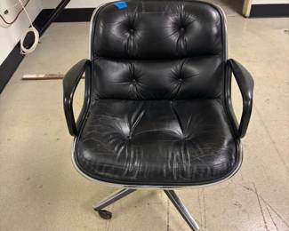 Knoll Charles Pollock Executive Chair 4 Star Swivel Base, Original Design