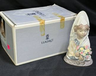 Lladró "Busto Valenciana Flores" #5669
