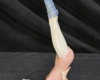 Lladró 5334 Push-Up Gymnast Retired! Mint
 Online Only Auction