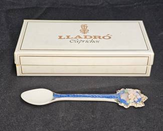 Lladró 1548.1 Caprichos Dark Blue Spoon