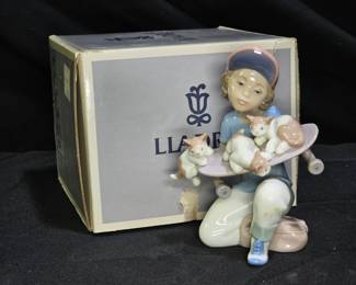 Retired Lladró #7623 "Little Riders" Figurine
