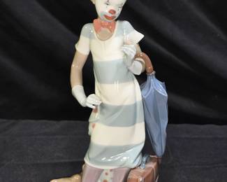 Lladró #5838 "On the Move" (or Payasito de Viaje)
