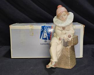 Lladró 5203 figurine "The Little Jest" Retired
