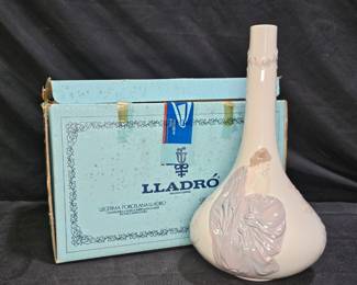  Lladro Grecian Vase II 1005620.3
