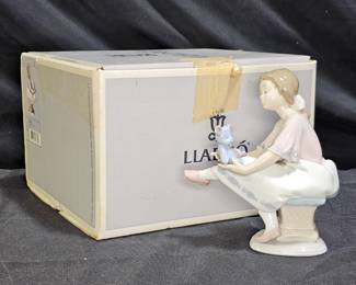 Retired Lladro Best Friend figurine #7620
