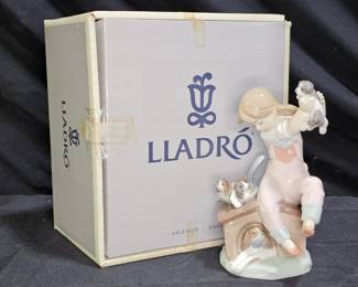 Lladró Ingenue Princess Figurine #7525
