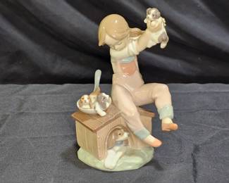 Lladró Ingenue Princess Figurine #7525
