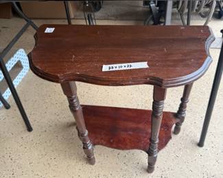#109	Wood Half Table - 22x10x22	 $20.00 			