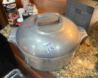 #50	Wagner Bean Pot w/lid	 $20.00 			
