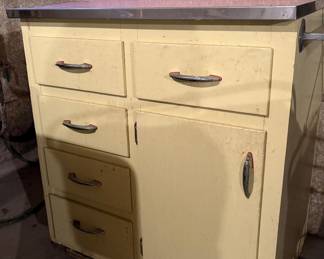 Retro Cabinet 