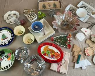 Large Christmas Serving  Holiday Kitchen Decor Lot