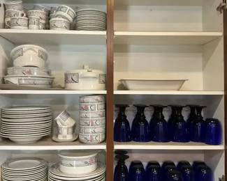 Mikasa Intaglio Tropical Island Dinnerware Service Set with Serving Pieces