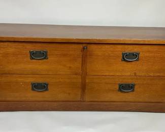 Beautiful Mission   Craftsman Lane Furniture style 4drawer chest in warm oak finish
