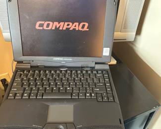 COMPAQ laptop (Vintage)