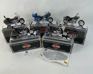 Harley-Davidson Diecast Motorcycle Replicas