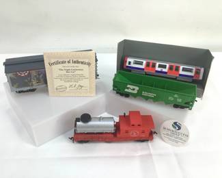HO Scale Model Train Cars