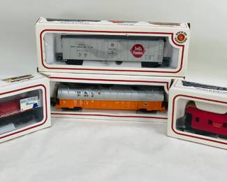 Bachmann HO Scale Model Train Cars