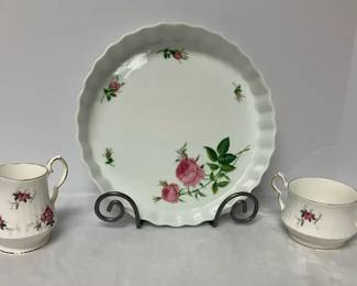 Christineholm Rose Pattern Quiche Dish Sugar  Creamer 